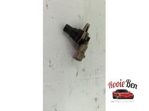 Used Camshaft sensor Fiat Doblo Cargo (263) 1.3 MJ 16V DPF Euro 5 Price on request offered by Rooie Ben autodemontage