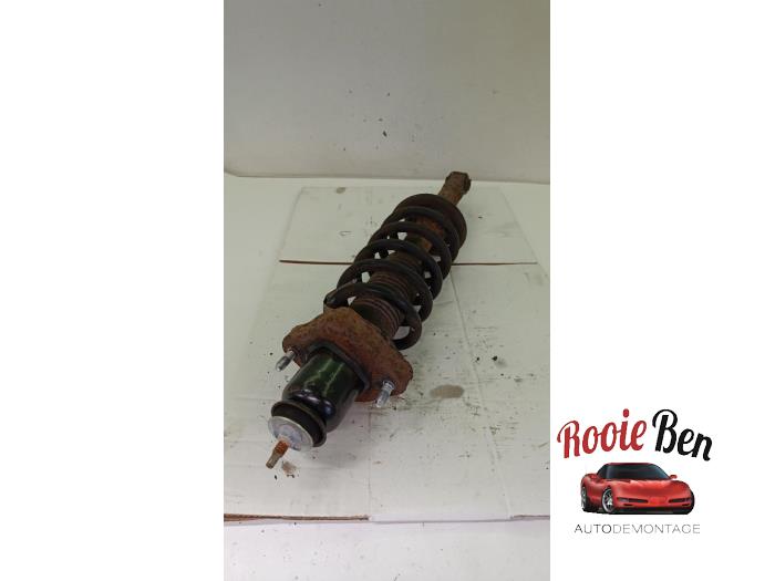 Rear shock absorber, right from a Dodge Journey 2.4 16V Eco+ 2009