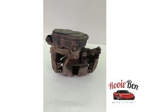 Used Rear brake calliper, left Dodge 1500 Crew Cab (DS/DJ/D2) 5.7 Hemi V8 4x4 Price on request offered by Rooie Ben autodemontage
