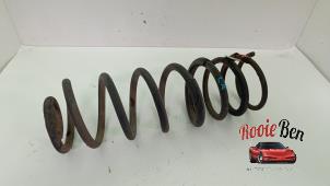Used Rear coil spring Dodge 1500 Crew Cab (DS/DJ/D2) 5.7 Hemi V8 4x4 Price on request offered by Rooie Ben autodemontage