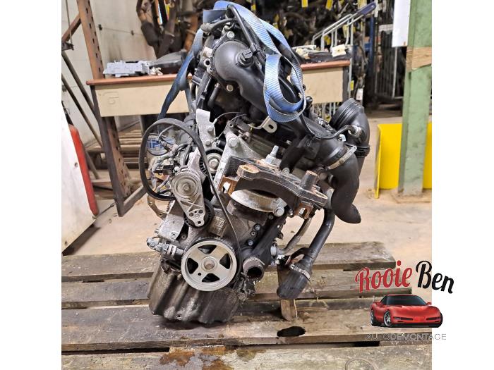 Engine from a Fiat 500 (312) 0.9 TwinAir 80 2016