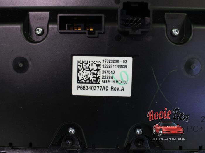 Panel de control de calefacción de un RAM 1500 Crew Cab (DS/DJ/D2) 5.7 Hemi V8 4x4 2019