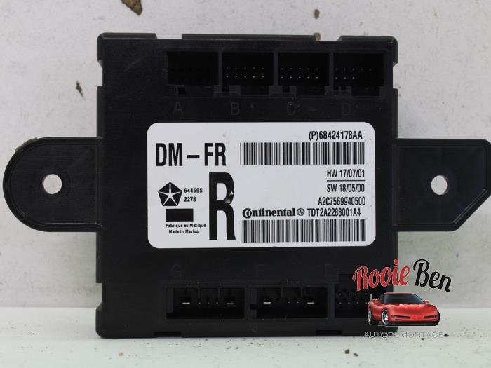 Módulo de cierre centralizado de un RAM 1500 Crew Cab (DS/DJ/D2) 5.7 Hemi V8 4x4 2019