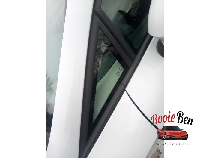 Zusätzliches Fenster 4-türig links vorne van een Seat Leon (1P1) 1.2 TSI 2011