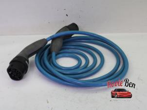 Used Hybrid charging cable BMW 3 serie (F30) 330e Price on request offered by Rooie Ben autodemontage