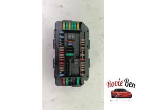Used Fuse box BMW 3 serie (F30) 330e Price on request offered by Rooie Ben autodemontage