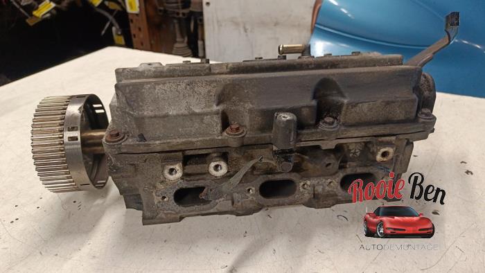 Cylinder head from a Chrysler 300 C 3.5 V6 24V 2009