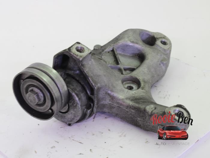 Usados Rodillo tensor correa múltiple Audi A3 Sportback (8PA) 1.4 TFSI 16V Precio € 15,00 Norma de margen ofrecido por Rooie Ben autodemontage