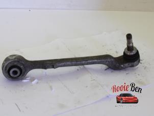 Used Front wishbone, right BMW 3 serie (F30) 330e Price on request offered by Rooie Ben autodemontage