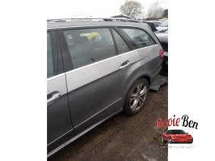 Used Rear door 4-door, left Mercedes E Estate (S212) E-220 CDI 16V BlueEfficiency Price on request offered by Rooie Ben autodemontage