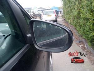Gebrauchte Außenspiegel rechts Volkswagen Touran (1T3) 1.6 TDI 16V Preis auf Anfrage angeboten von Rooie Ben autodemontage