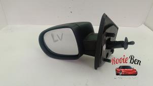 Gebrauchte Außenspiegel links Renault Twingo II (CN) 1.2 16V Preis auf Anfrage angeboten von Rooie Ben autodemontage