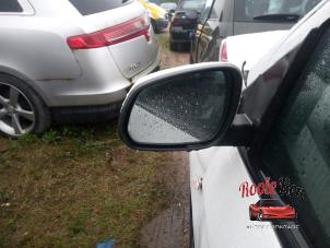 Used Wing mirror, left Opel Karl 1.0 12V Price on request offered by Rooie Ben autodemontage