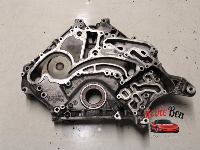 Usagé Couvercle de distribution Mercedes GL (X166) 4.7 GL 450 V8 32V 4-Matic Prix sur demande proposé par Rooie Ben autodemontage