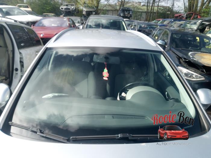 Windschutzscheibe van een Seat Ibiza ST (6J8) 1.2 TDI Ecomotive 2011