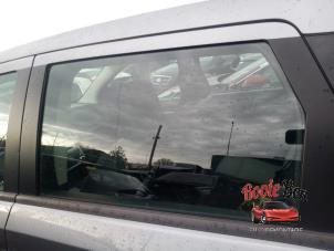 Gebrauchte Türscheibe 4-türig links hinten Dodge Journey 2.4 16V Preis auf Anfrage angeboten von Rooie Ben autodemontage