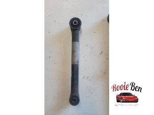 Used Rear wishbone, left Dodge Ram 1500 Crew Cab (DS/DJ/D2) 5.7 V8 Hemi 1500 4x2 Price on request offered by Rooie Ben autodemontage