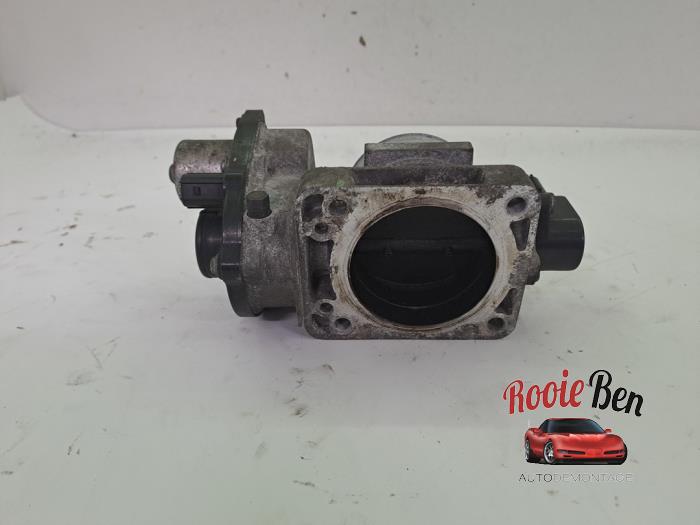 Throttle body from a Ford (USA) Mustang V Convertible 4.0 V6 2006