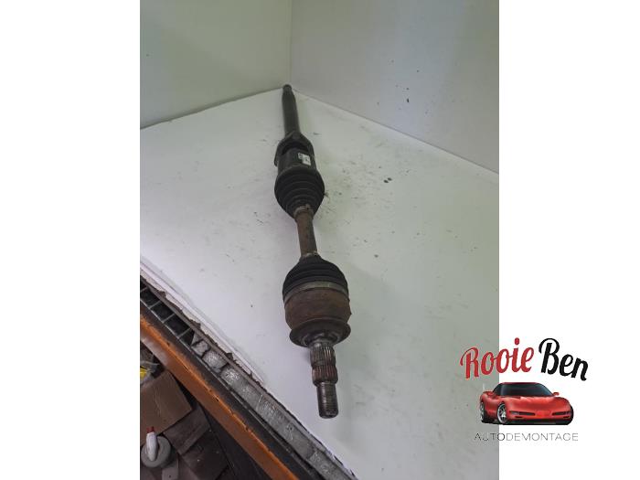 Used Front drive shaft, right Chevrolet Malibu 2.0 D 16V Price € 150,00 Margin scheme offered by Rooie Ben autodemontage