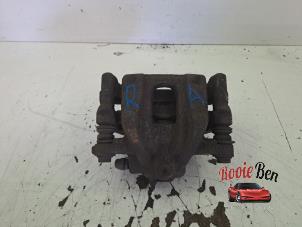 Used Rear brake calliper, right Honda CR-V (RE) 2.0 16V Price on request offered by Rooie Ben autodemontage