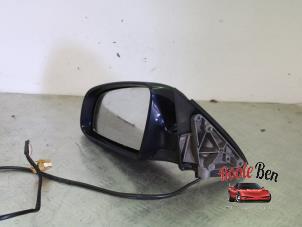 Used Wing mirror, left Audi A4 Avant (B7) 2.0 TDI 16V Price on request offered by Rooie Ben autodemontage