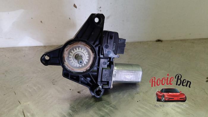 Usados Motor de ventanilla de puerta Mercedes GLC Coupe (C253) 2.0 300 e 16V 4-Matic Precio € 25,00 Norma de margen ofrecido por Rooie Ben autodemontage