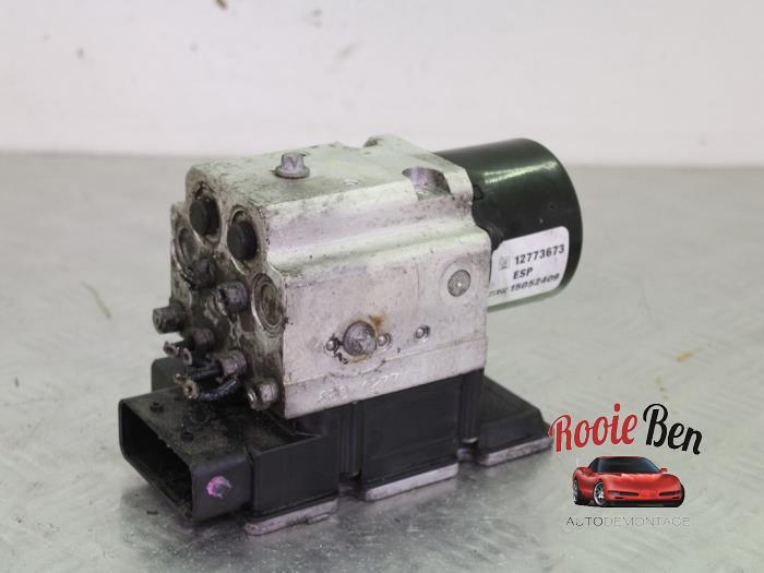 Begagnade ABS-pump Cadillac BLS Wagon 1.9 TiD 16V 180 Pris € 150,00 Marginaltabell erbjuds av Rooie Ben autodemontage