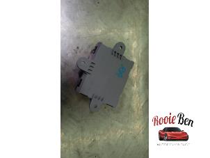 Używane Modul centralnego zamka Jaguar XE 2.0 200 Turbo 16V Cena € 50,00 Procedura marży oferowane przez Rooie Ben autodemontage