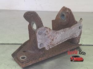 Usagé Support moteur Ford Usa F-150 Standard Cab 5.0 Crew Cab Prix sur demande proposé par Rooie Ben autodemontage