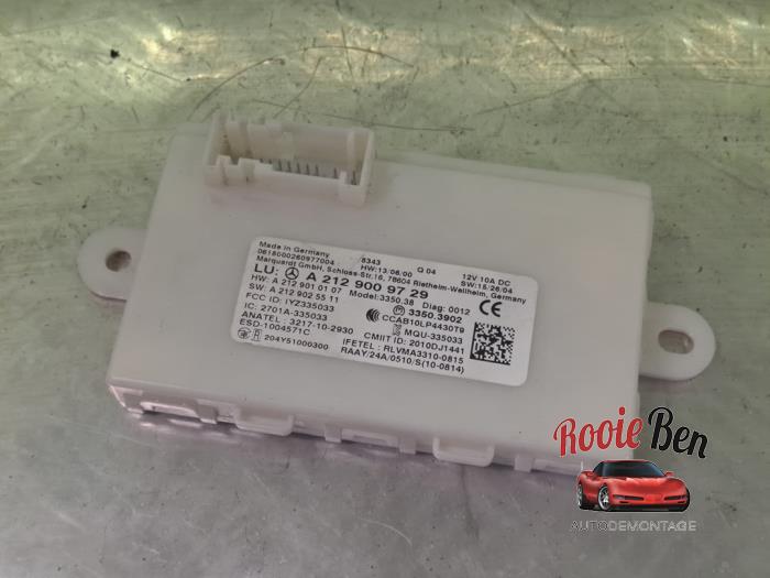 Używane Modul keyless vehicle Mercedes B (W246/W242) 2.2 B-220 CDI BlueEFFICIENCY,d 16V Cena € 50,00 Procedura marży oferowane przez Rooie Ben autodemontage