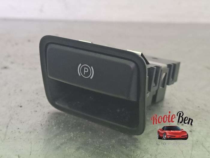 Gebrauchte Handbremse Schalter Mercedes B (W246/W242) 2.2 B-220 CDI BlueEFFICIENCY,d 16V Preis € 15,00 Margenregelung angeboten von Rooie Ben autodemontage