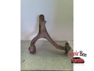 Used Front wishbone, right Jeep Grand Cherokee (WH/WK) 5.7 V8 Hemi Price on request offered by Rooie Ben autodemontage