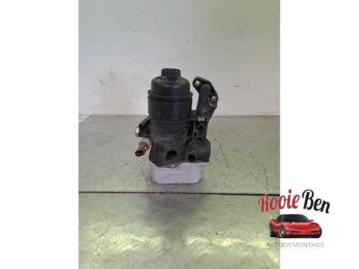 Gebrauchte Ölfilter Volkswagen Passat Variant (3C5) 2.0 TFSI/TSI 16V Preis € 25,00 Margenregelung angeboten von Rooie Ben autodemontage