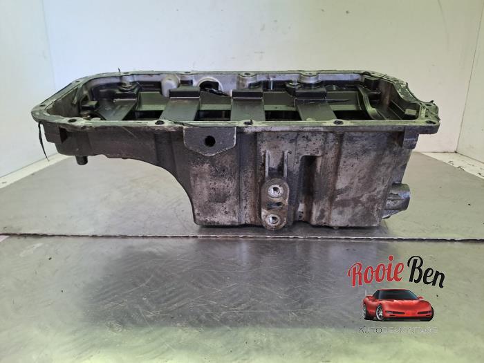 Usagé Couvercle carter Chevrolet Malibu 2.0 D 16V Prix € 50,00 Règlement à la marge proposé par Rooie Ben autodemontage