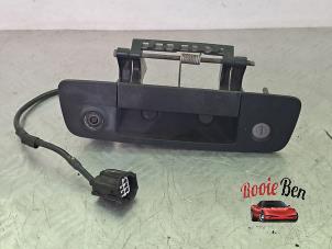 Gebrauchte Heckklappengriff Dodge 1500 Crew Cab (DS) 5.7 Hemi V8 Preis auf Anfrage angeboten von Rooie Ben autodemontage