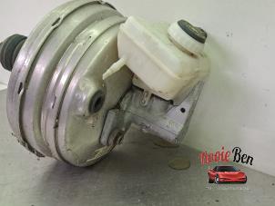 Servo frein d'un Audi A8 (D4) 3.0 TDI V6 24V Quattro 2010