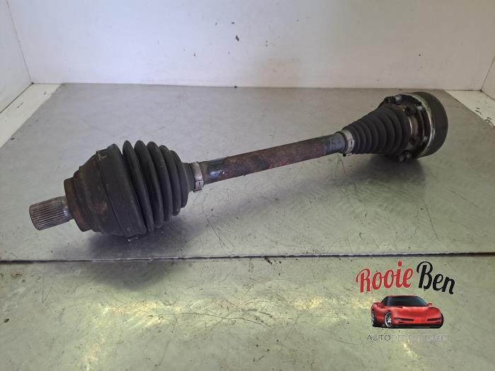Gebrauchte Antriebswelle links vorne Audi A3 Sportback (8VA/8VF) 1.6 TDI 16V Preis € 50,00 Margenregelung angeboten von Rooie Ben autodemontage