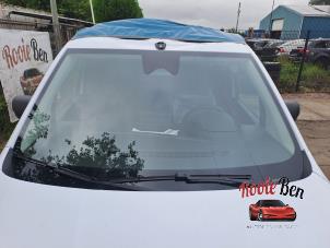 Używane Szyba przednia Nissan Townstar 45 kWh Cena na żądanie oferowane przez Rooie Ben autodemontage