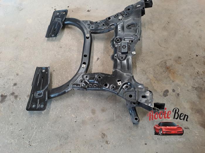 Used Subframe Mercedes B (W246/W242) 2.2 B-220 CDI BlueEFFICIENCY,d 16V Price € 350,00 Margin scheme offered by Rooie Ben autodemontage