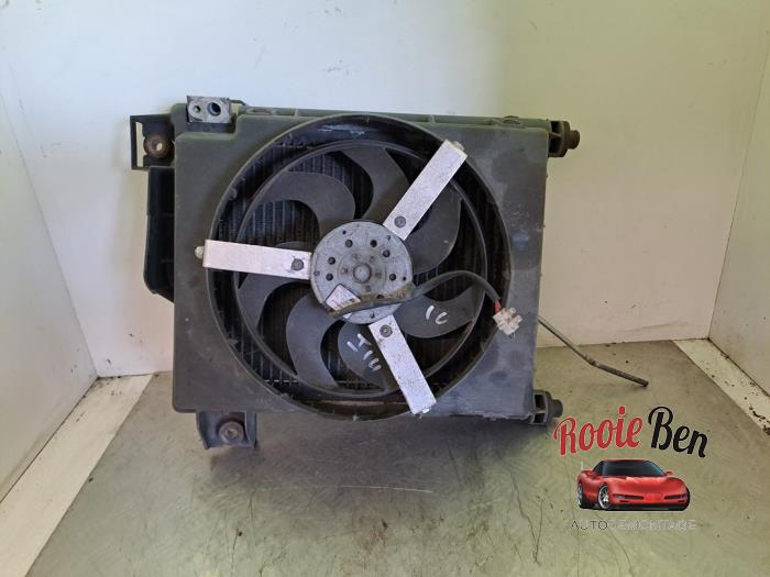Begagnade AC-radiator Dodge Ram 3500 Standard Cab (DR/DH/D1/DC/DM) 5.7 V8 Hemi 1500 4x2 Pris på förfrågan erbjuds av Rooie Ben autodemontage