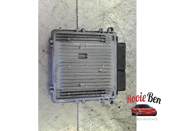 Używane Komputer sterowania silnika Dodge Nitro 2.8 CRD 16V 4x2 Cena € 100,00 Procedura marży oferowane przez Rooie Ben autodemontage