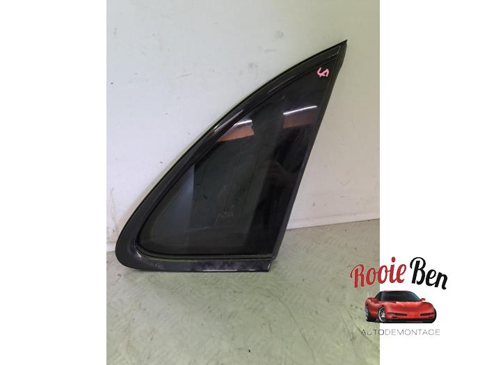 Usados Ventanilla triangular izquierda detrás Porsche Macan (95B) 3.0 S Diesel V6 24V Precio € 100,00 Norma de margen ofrecido por Rooie Ben autodemontage