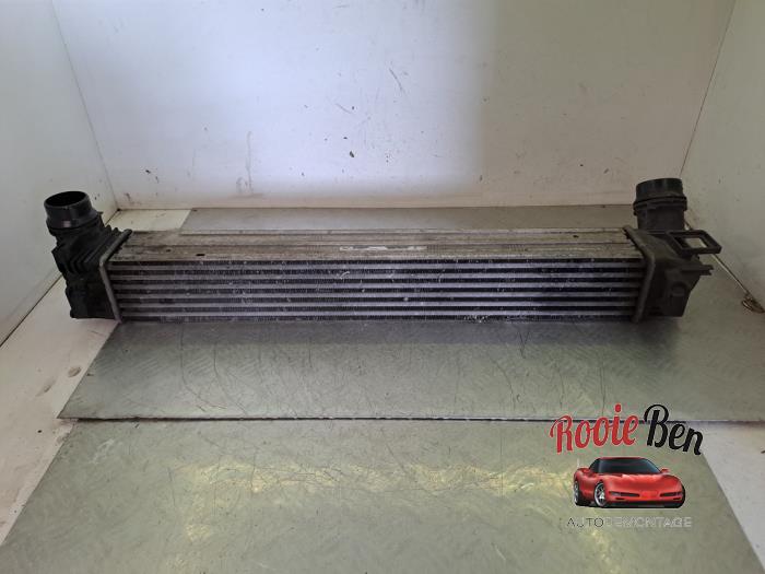 Intercooler d'un Renault Grand Scénic III (JZ) 1.2 16V TCe 115 2014