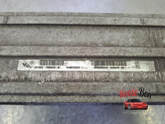Intercooler d'un Renault Grand Scénic III (JZ) 1.2 16V TCe 115 2014