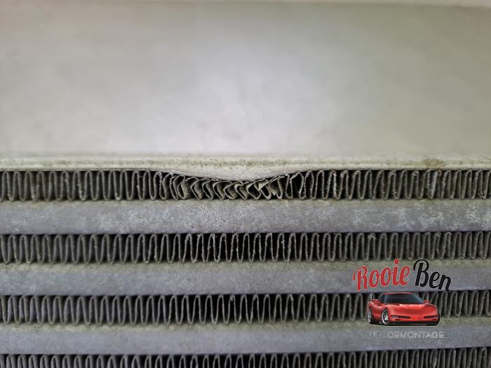 Intercooler d'un Renault Grand Scénic III (JZ) 1.2 16V TCe 115 2014