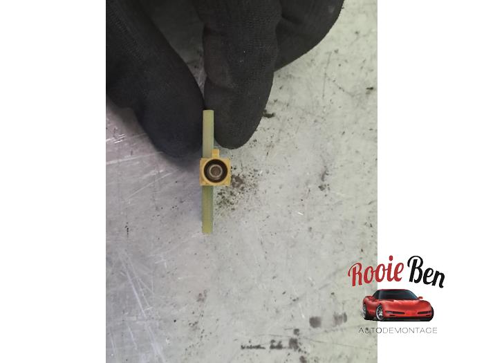 Gebrauchte Antenne (sonstige) Mercedes B (W247) 2.0 B-200d Preis € 7,50 Margenregelung angeboten von Rooie Ben autodemontage