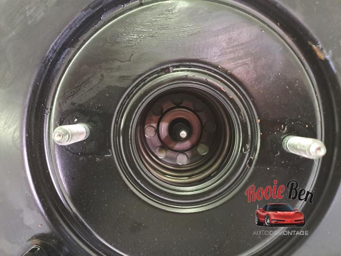 Usagé Servo frein Nissan Townstar 44 kWh Prix € 75,00 Règlement à la marge proposé par Rooie Ben autodemontage