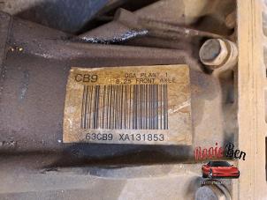 Differential vorne van een Chevrolet Avalanche 5.3 V8 4WD Crew Cab 2009