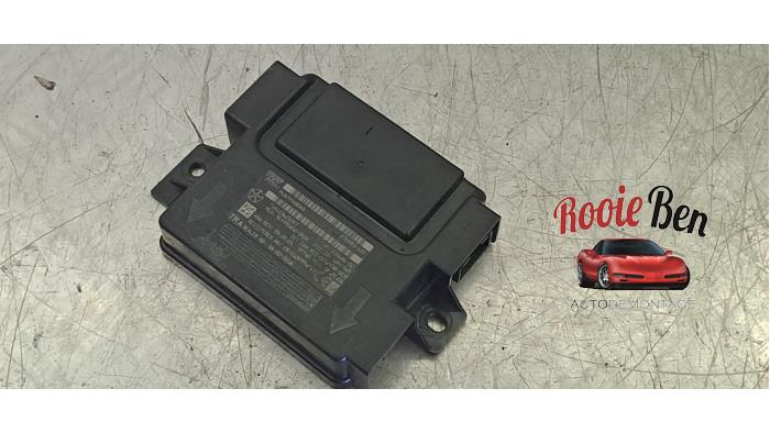 Begagnade Däcktrycksmodul Dodge 1500 Crew Cab (DS) 5.7 Hemi V8 4x4 Pris € 100,00 Marginaltabell erbjuds av Rooie Ben autodemontage