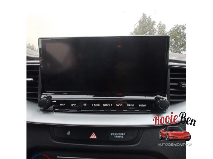 Używane Radio Kia Xceed 1.0 T-GDi 12V Cena na żądanie oferowane przez Rooie Ben autodemontage